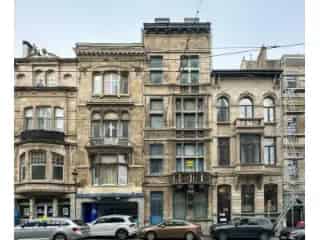 Gelijkvloers appartement te koop Schaarbeek 115m² 2 slaapkamers terras
