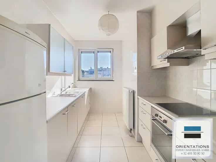 Appartement te koop: Lichtrijk appartement met 2 slaapkamers
