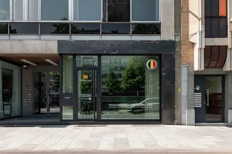 Luxueuze Winkelruimte Kantoor Antwerpen Rooseveltplaats Centraal Station