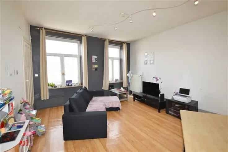 Appartement Te Koop Nabij Station en Winkels