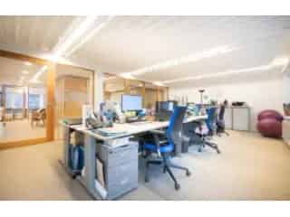 Kantoor te koop Ukkel 360m² 5 parkplaatsen