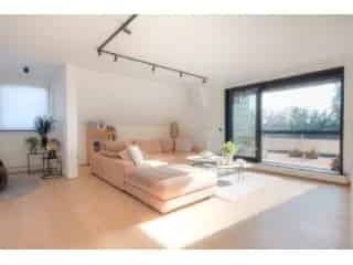 Penthouse te Koop Ukkel 195m2 Gerenoveerd 3 slaapkamers 2 terrassen