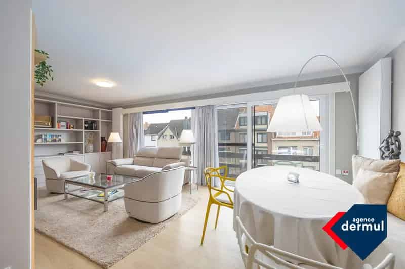 Te Koop 2 Slaapkamers Oostende Appartement met Garage