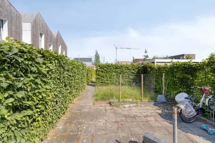 Appartement te koop Sint Niklaas: Lichtrijke moderne woning