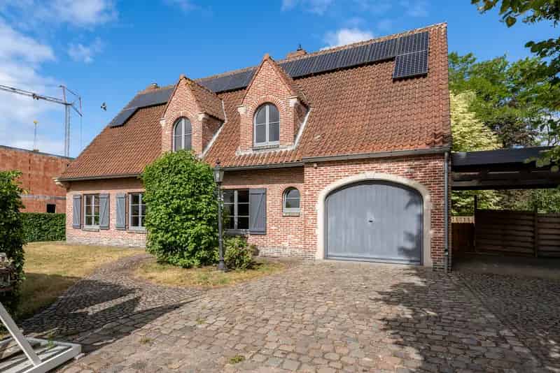 Huis te koop Gierle: Ruime villa 4 slaapkamers 1123m²