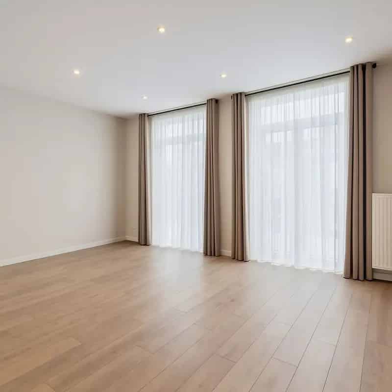 Ongemeubelde 4 Slaapkamers Ruime Woning Blankenberge