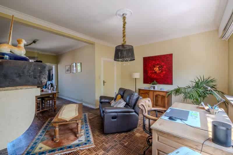 Huis te Koop Merksem: Woning Magazijn Studio