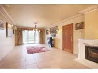 Villa te koop Kuringen 5 slaapkamers 315m²