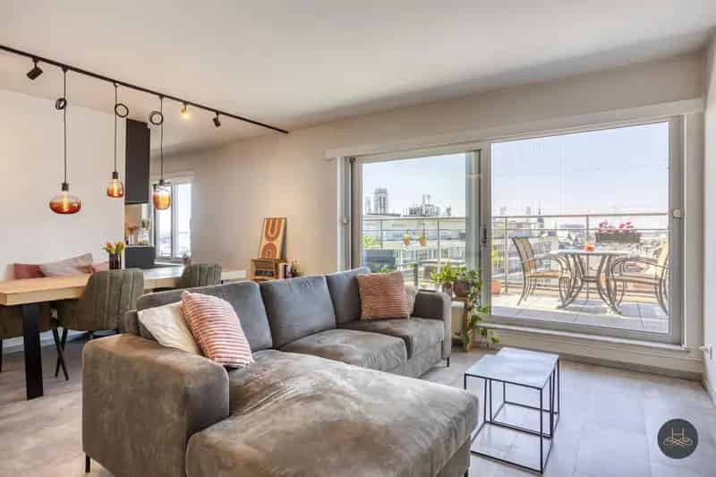 Appartement Mechelen: Panoramisch Uitzicht - Vernieuwd Dak - 2 slaapkamers