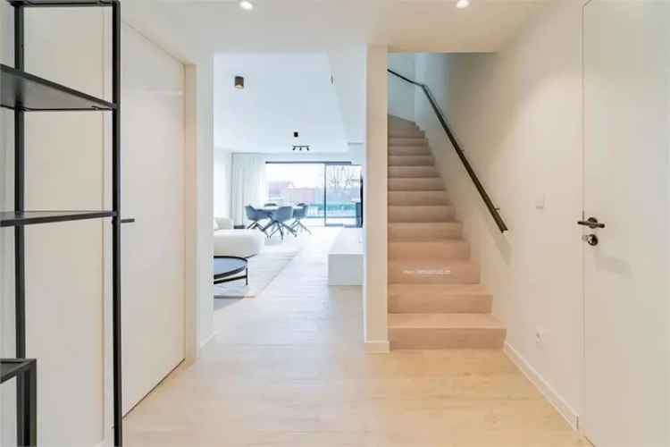 Nieuwbouwappartement 4 slaapkamers Oosteeklo