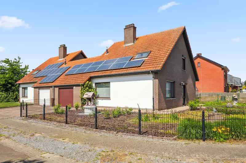 Halfopen woning te Hulshout 170m² 3 slaapkamers