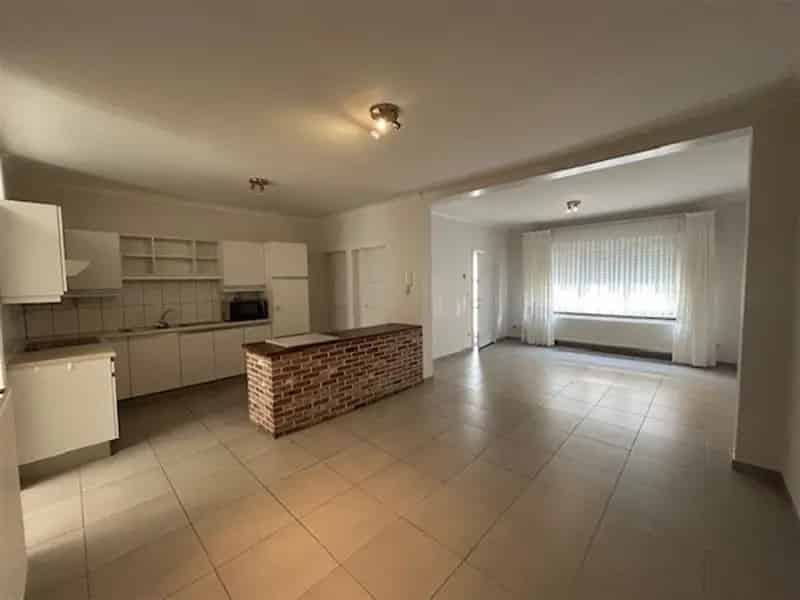 Gelijkvloers appartement te koop Maaseik 1 slaapkamer