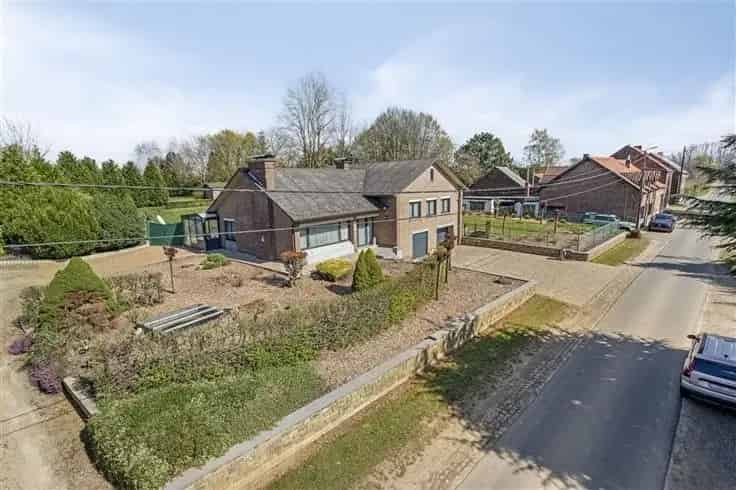 Landelijke Villa Te Koop 5 slaapkamers Ruime Opslag