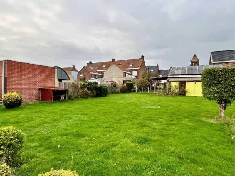 Bouwgrond Zwevegem: Zuidgericht perceel te koop