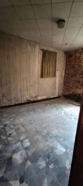 Huis te renoveren met 3 slaapkamers en tuin