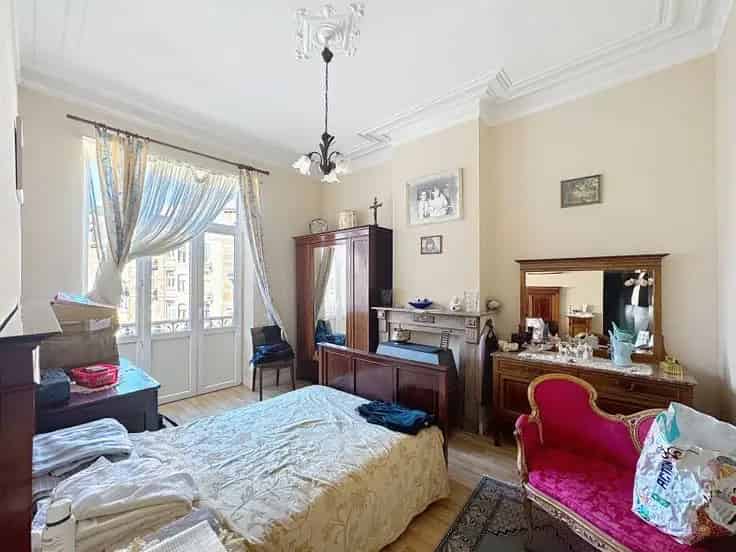 Appartement te renoveren Sint-Gillis