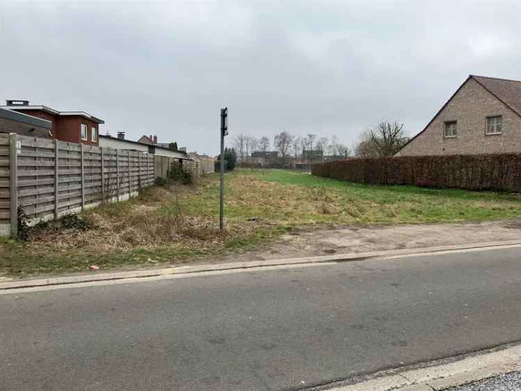 Bouwgrond te koop nabij centrum Lommel met veelzijdige mogelijkheden