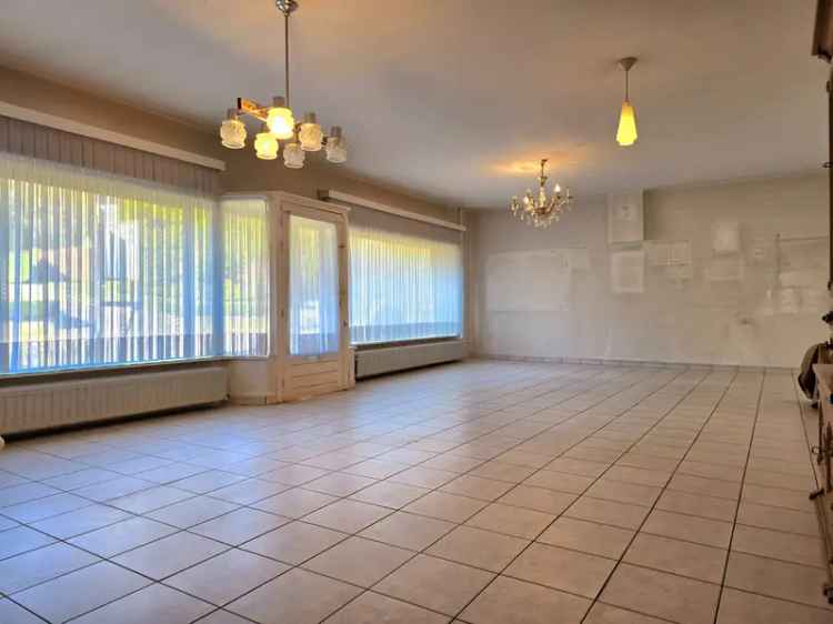 Huis te huur Lummen: Ruime woning met winkel 50m²