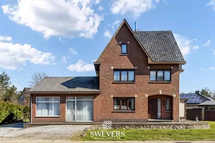 Royale woning 252m² 17a 10ca Zonhoven Kangoeroewoning Handelszaak Villa