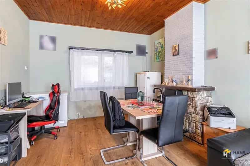 Huis te huur Antwerpen 95m² 2 slaapkamers koer