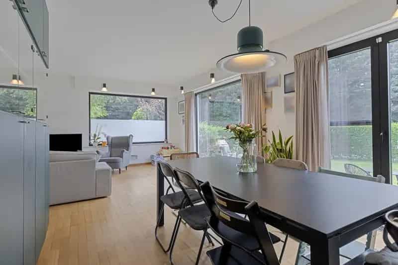 Huis te huur Meise: 4 slaapkamers, grote tuin, gerenoveerd