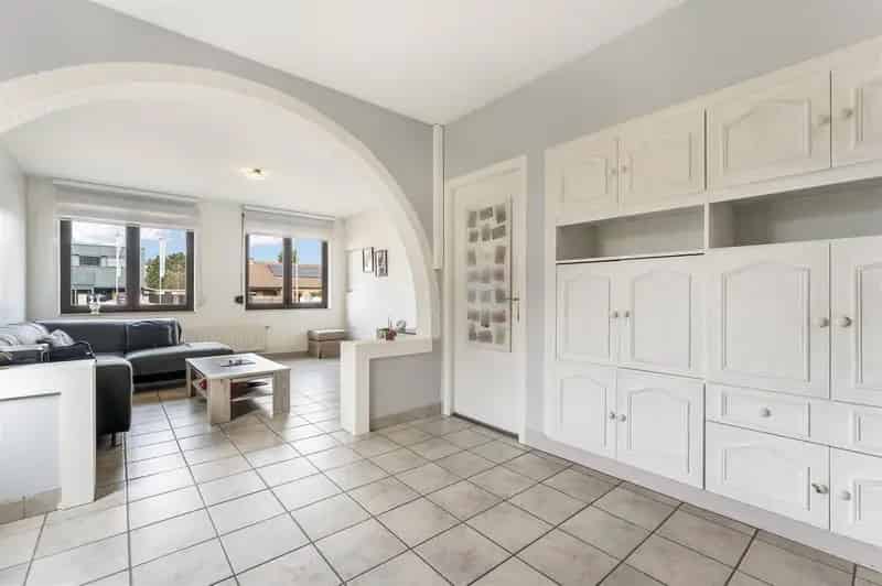 OP TE FRISSEN WONING MET POTENTIEEL TE PAAL