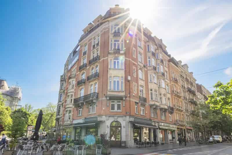 Appartement te Koop Sint-Gillis - 2 slaapkamers - Nabij Parvis