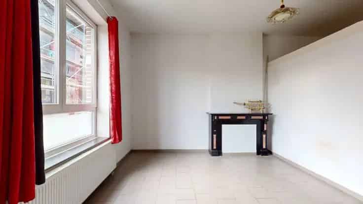 Huis te Koop Vottem: Ruime 3 Gevels, Ideaal Gezin of Studenten