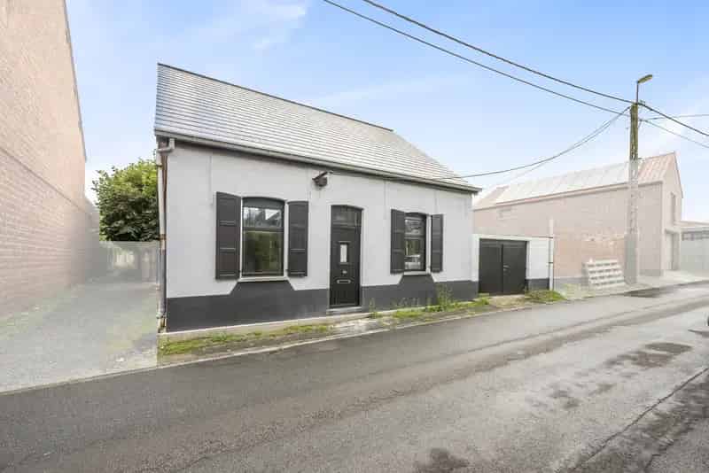 Huis te huur: 3 slaapkamers, tuin, te renoveren