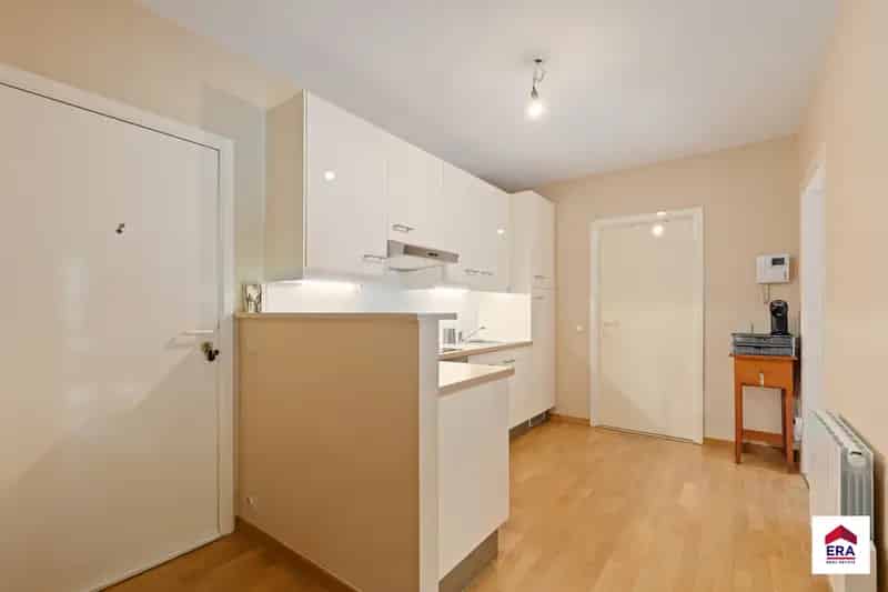 Gelijkvloers appartement te koop Laeken grote tuin nabij Atomium