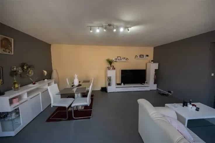 Appartement 2 slaapkamers Te Koop Parking Kelder