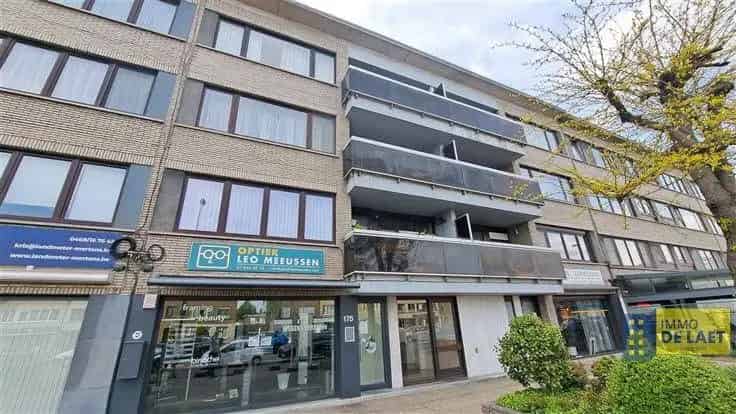 Dakappartement Te Koop 1 Slaapkamer Nabij Winkels