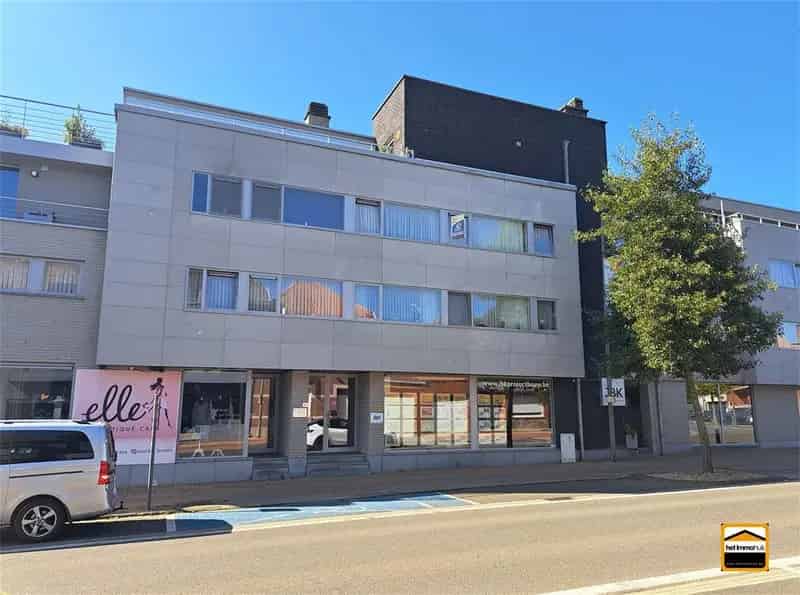 Appartement te huur 2 slaapkamers ruim terras