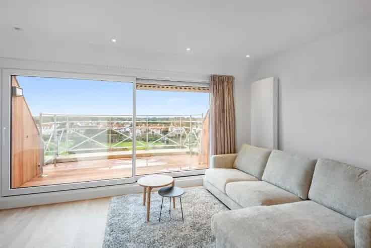 Duplexappartement te koop met zonneterras en 3 slaapkamers