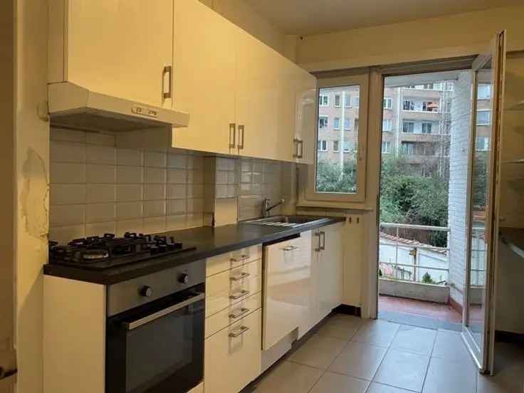 Ruim appartement 3 slaapkamers nabij A12