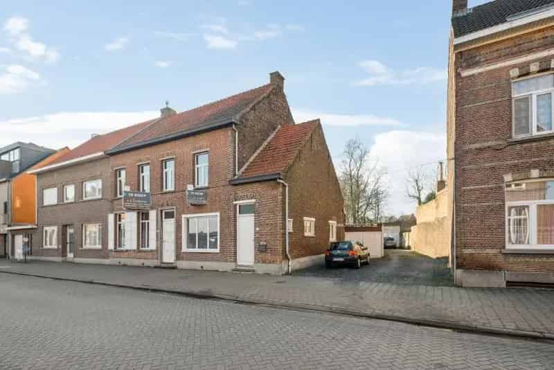Te Koop: 3 Slaapkamers Reet Centrum Nabij E19