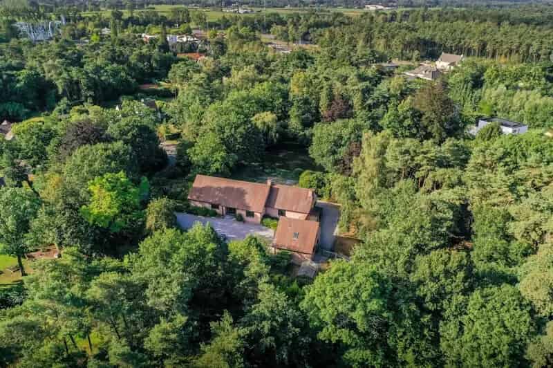Moderne Villa te Gierle met Zwembad en Sauna