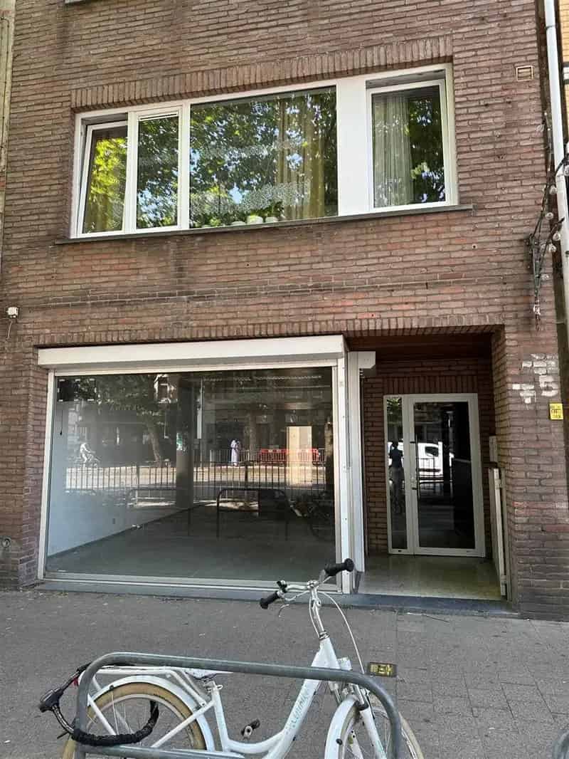 Centraal gelegen handelspand!
