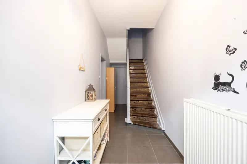 Goed gelegen 4-slaapkamer woning met tuin
