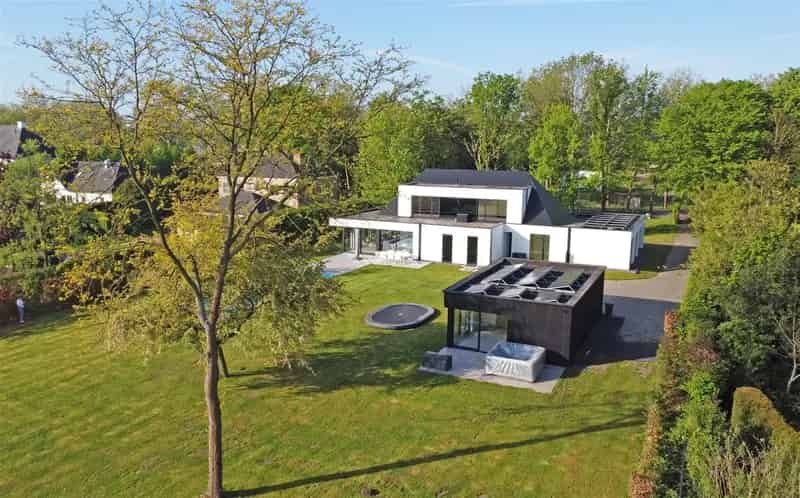 Huis te huur: Luxe Energiezuinige Villa met Zwembad