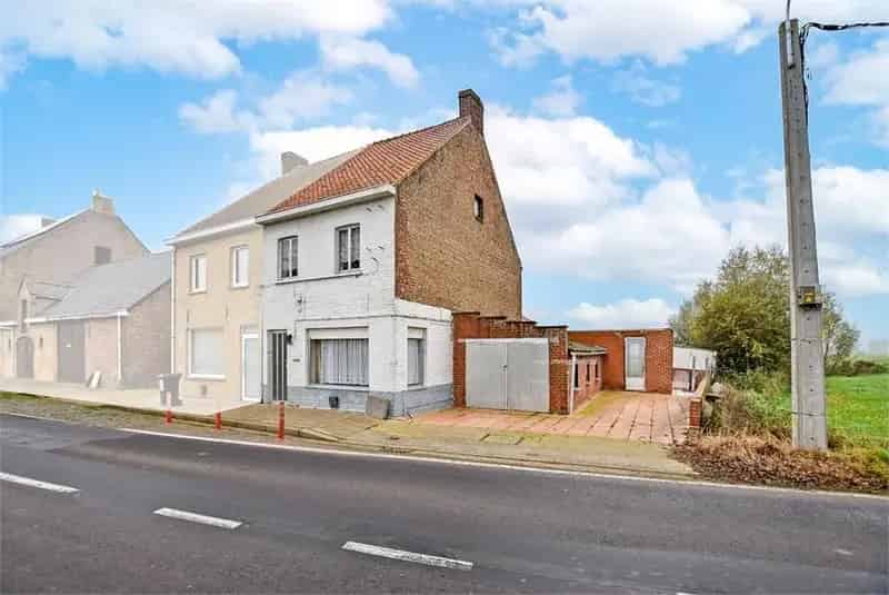 Te renoveren woning 2 slaapkamers Esen Diksmuide