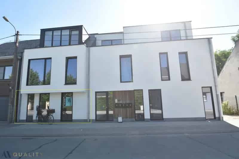 Gelijkvloers Appartement 2 slaapkamers Terras Tuin Autostaanplaats