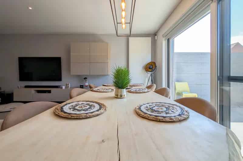 Huis te huur Zelzate: Ruime gezinswoning 211m² - EPC A - 4 slaapkamers