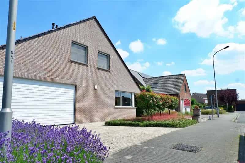 Villa met Tuin: Ruimte en Comfort