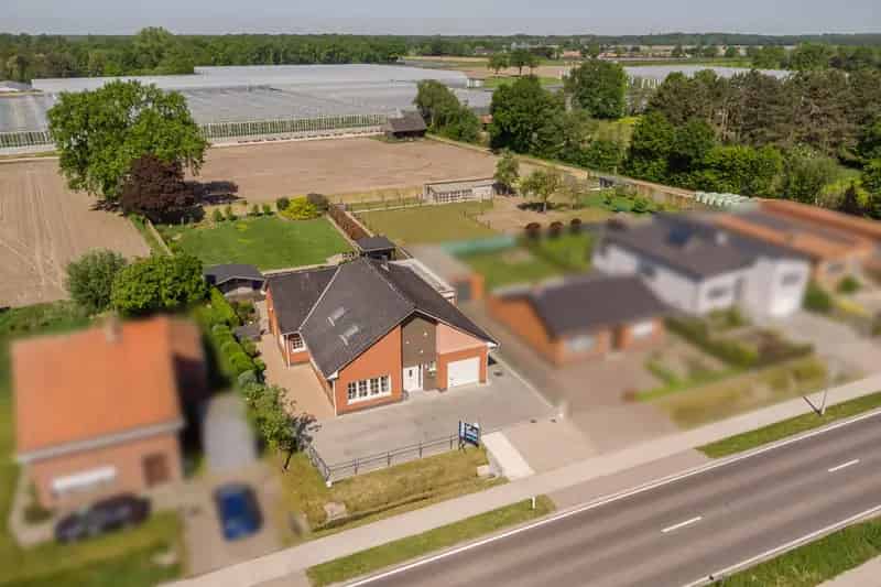 Huis te koop Beerse: Instapklare woning met weide