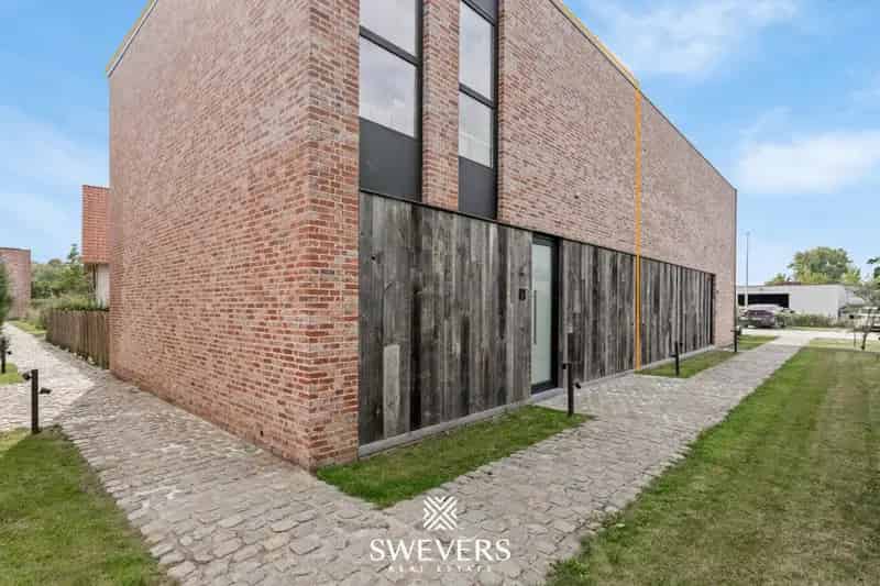 Hoogwaardige gezellige woning met drie slaapkamers te Kortessem