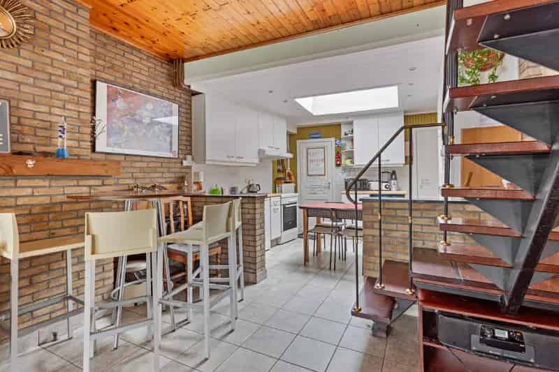 Huis te huur Dampoort: 3 slaapkamers, nabij station en campussen