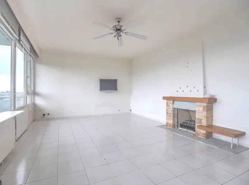 Appartement 1 slaapkamer te renoveren Molenbeek 80m²