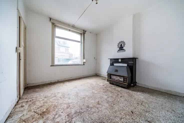 Huis Te Koop Grivegnée 2 slaapkamers Terras Renovatieproject