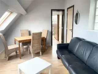 Appartement te Huur Sint-Gillis - 2 slaapkamers - Gemeubileerd